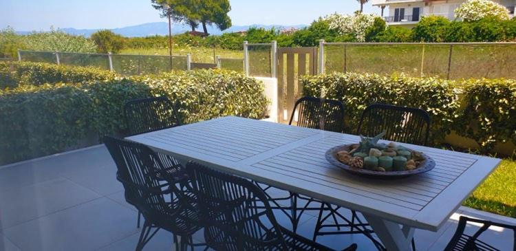 Hanioti Suite Maisonette In Front Of The Sea 外观 照片