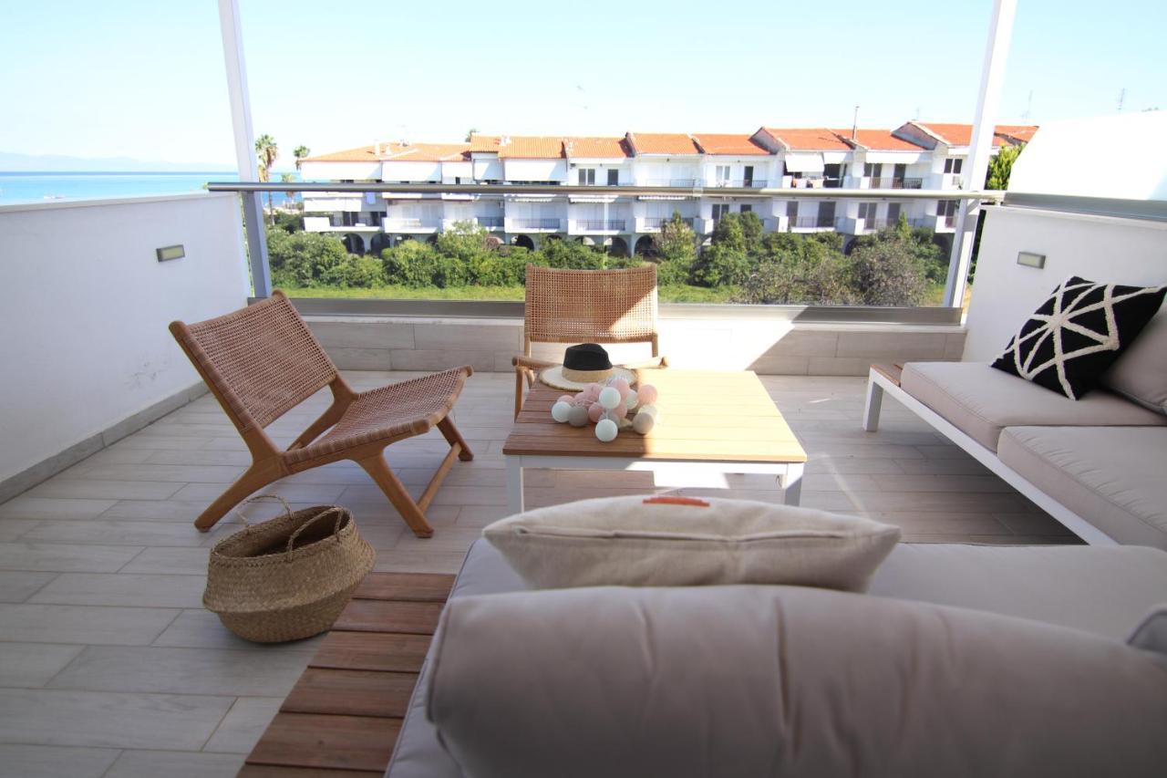 Hanioti Suite Maisonette In Front Of The Sea 外观 照片
