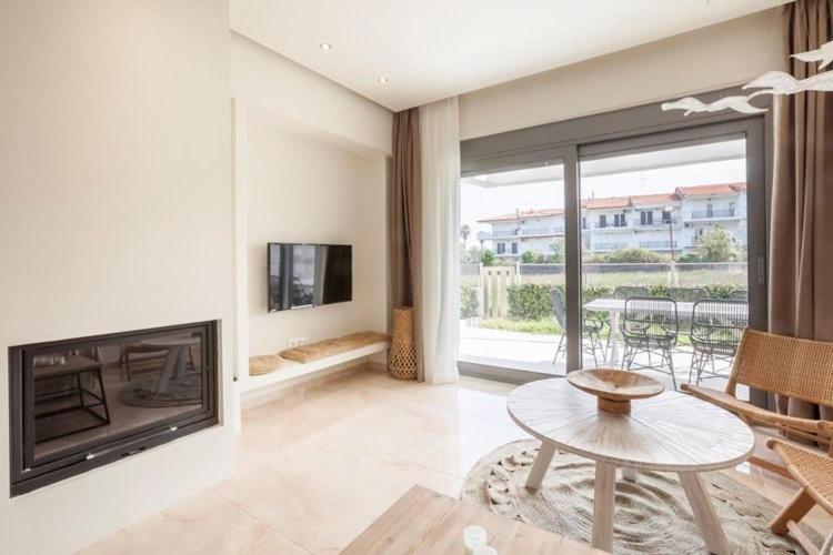 Hanioti Suite Maisonette In Front Of The Sea 外观 照片